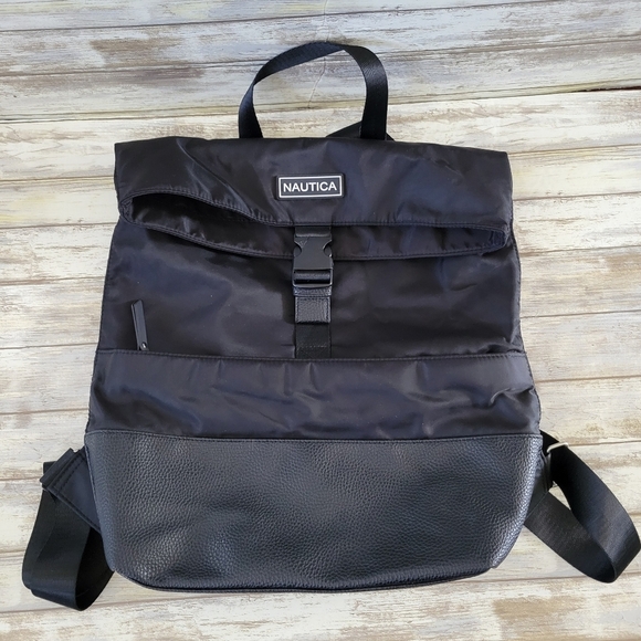 Nautica Black Foldover Large Backpack Bag Adjustable Straps Zip Pocket Buckle - Picture 2 of 11